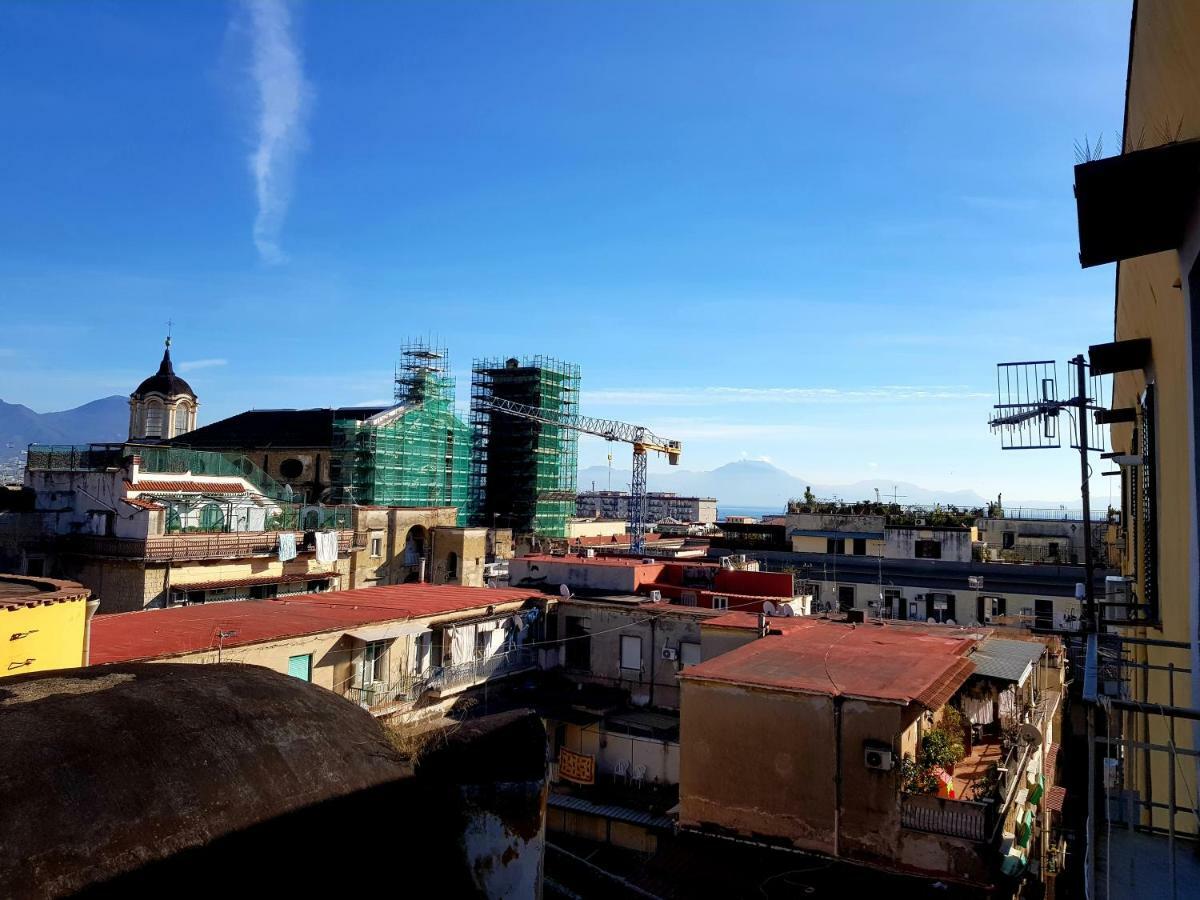 I Tetti Del Centro Storico Nápoles Exterior foto